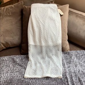 Forever 21 Mid-calf Mesh Skirt Small NWT
